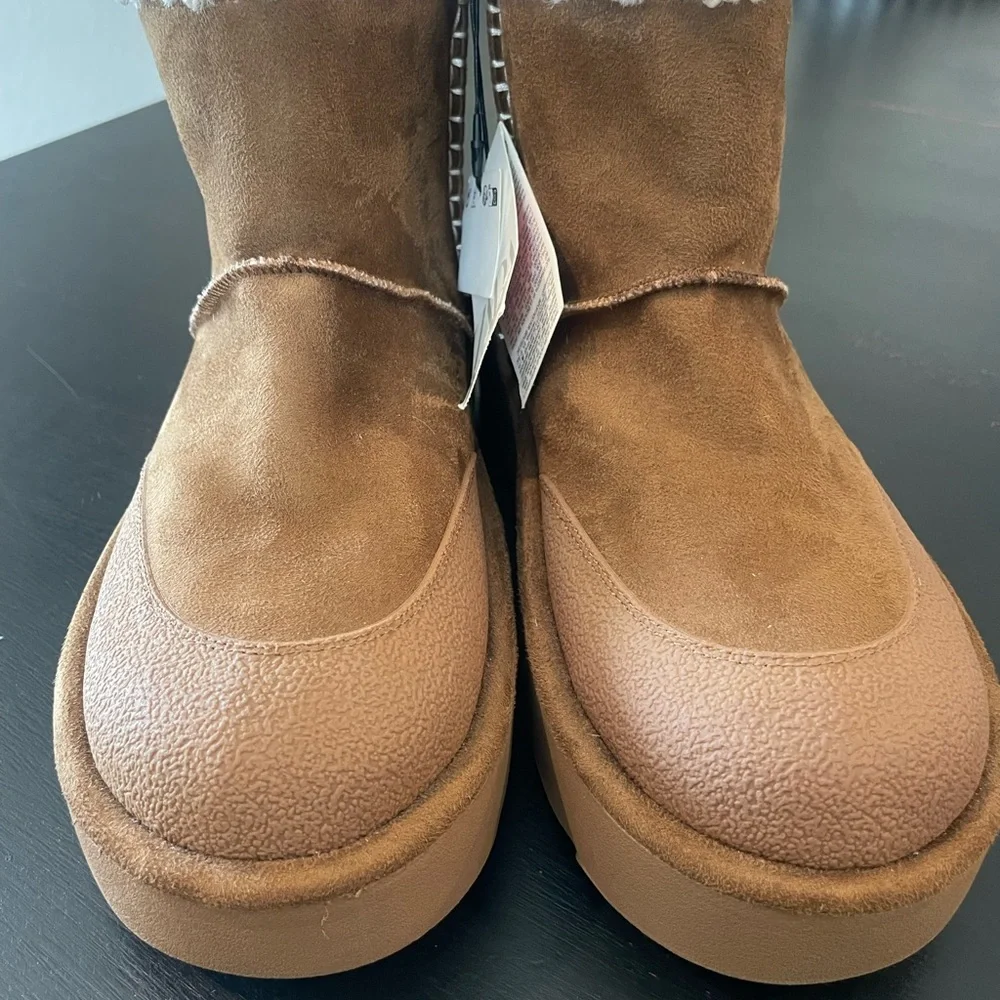 Zara NWT Woman’s Brown Suede Boots with Fleece Lining Size EU 42/US 11